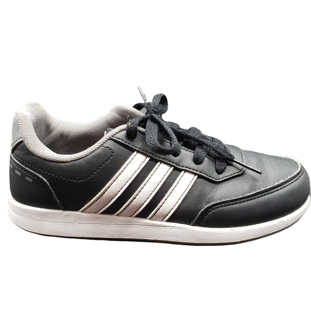👟Adidas Switch Sneaker Black Big Kids Size 2